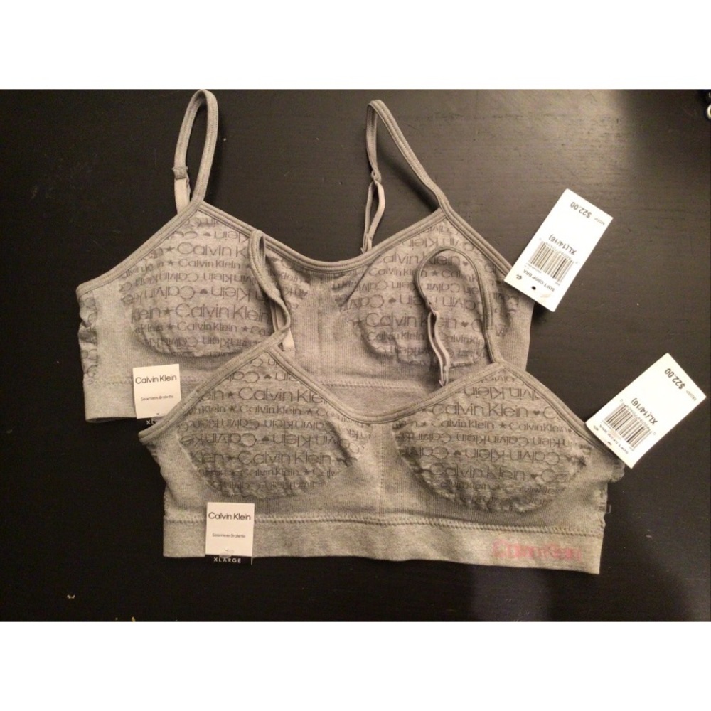 Calvin Klein Gray girls extra large sports bra size 14 - 16